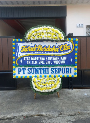 Papan Bunga Duka di Kei Besar Selatan Barat