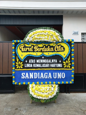 Papan Bunga Duka di Kei Besar Selatan Barat